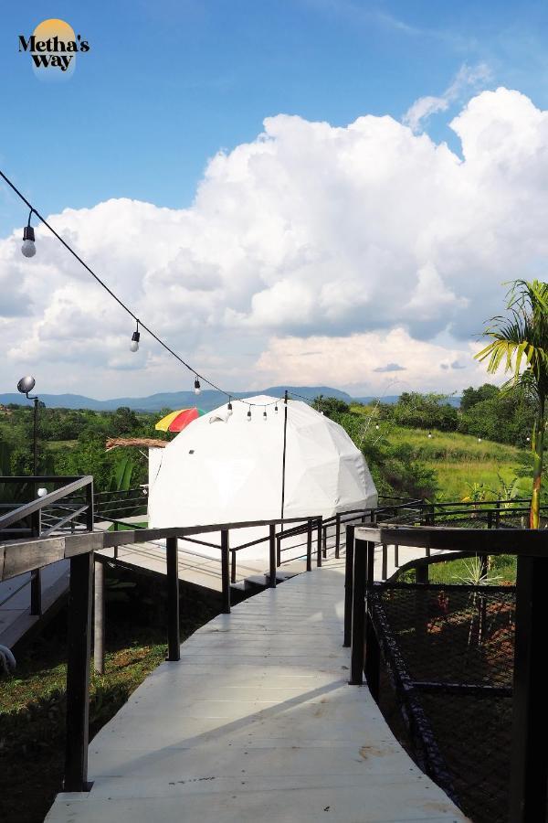 นรดีฮิวล์ รีสอร์ต เขาแผงม้า วังน้ำเขียว Hotel Ban Sap Bon  Exterior photo