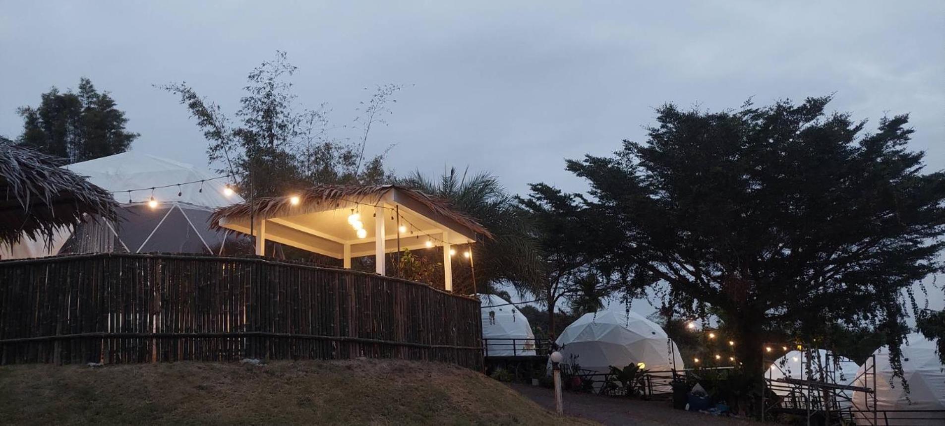 นรดีฮิวล์ รีสอร์ต เขาแผงม้า วังน้ำเขียว Hotel Ban Sap Bon  Exterior photo