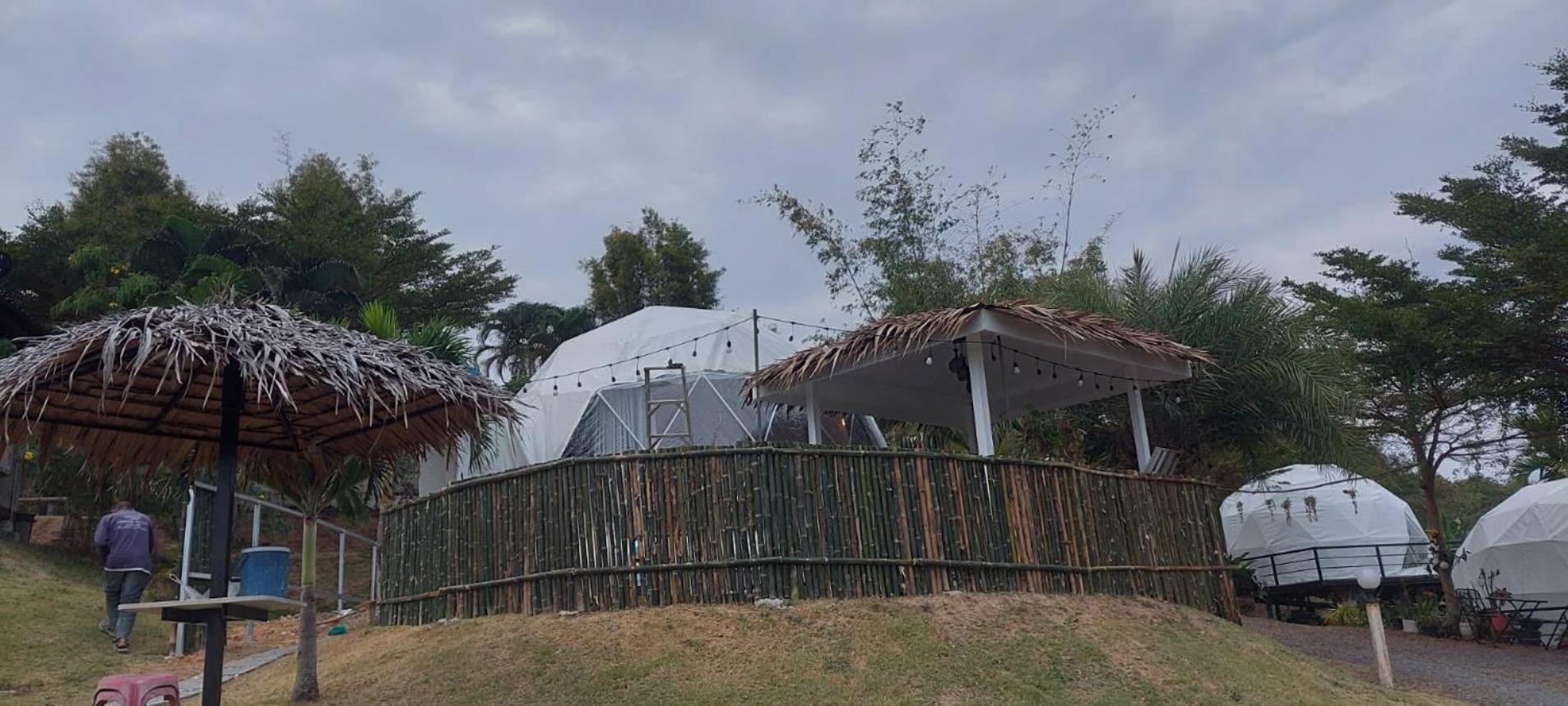 นรดีฮิวล์ รีสอร์ต เขาแผงม้า วังน้ำเขียว Hotel Ban Sap Bon  Exterior photo